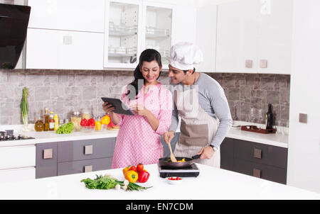 Matura per la cottura in cucina Foto Stock