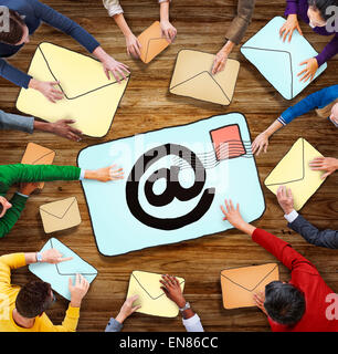 Vista aerea di persone e E-Mail concetti Foto Stock