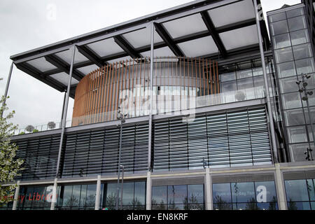 Brent civic center e la libreria di Wembley London REGNO UNITO Foto Stock