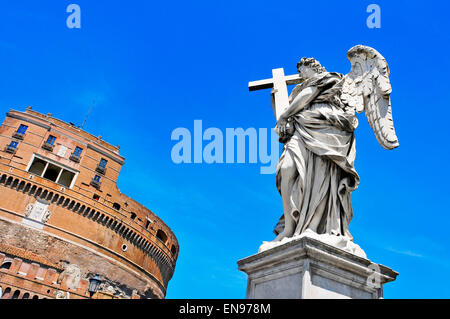 Una vista di Castel Sant'Angelo a Roma, Italia Foto Stock