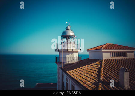 Navigazione, Faro penyscola viste, bella città di Valencia in Spagna Foto Stock