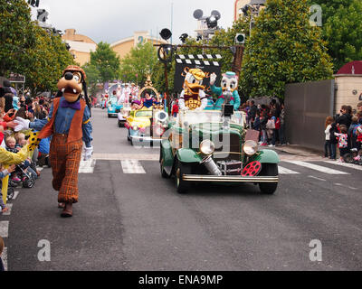 Le stelle N parata di vetture a Disney Studios Park, Disneyland Parigi, Francia Foto Stock