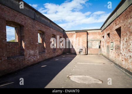 I resti della baracca stanza a Brean giù Fort vicino Weston-Super-Mare nel Somerset, Regno Unito. Foto Stock