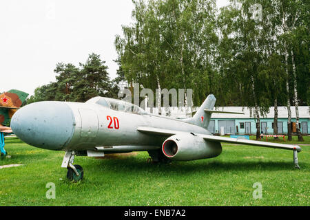 BOROVAYA, Bielorussia - Giugno 04, 2014: Su-7 Soviet russo caccia bombardiere sviluppato negli anni cinquanta, Sukhoi design bureau. Foto Stock