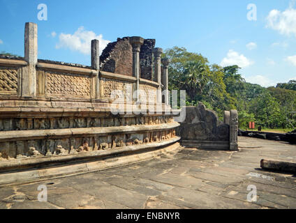 Vatadage (Circolare reliquia casa), Polonnaruwa quadrangolo, Sito Patrimonio Mondiale dell'UNESCO, Sri Lanka,Asia Foto Stock