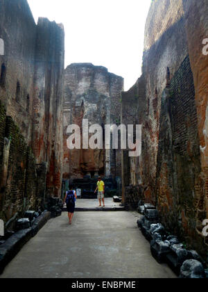 UNESCO World Heritage Site, città antica Polonnaruwa, Sri Lanka, Asia, Lankatilaka edificio, Alahana Pirivena complessa Foto Stock