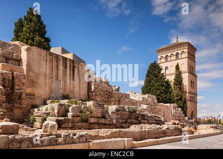 Una sezione del vecchio muro romano, Torreon de la Zuda, Saragozza, Aragona, Spagna. Foto Stock