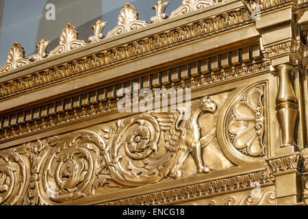 Chicago Illinois,Michigan Avenue,skyline,grattacielo,architettura edificio Wrigley,edificio storico degli uffici,ingresso,ingresso,ottone,porta,ornamento, Foto Stock