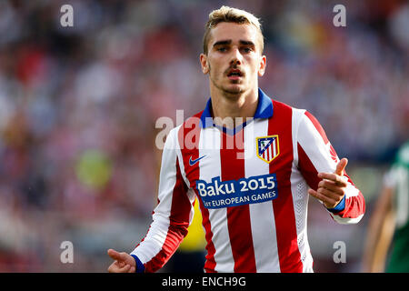 Bilbao, Spagna. 02Maggio, 2015. Antonie Griezmann avanti di Atletico de Madrid . La Liga calcio. Atlético de Madrid versus Athletic Club Bilbao al Vicente Calderon Stadium. Credito: Azione Sport Plus/Alamy Live News Foto Stock