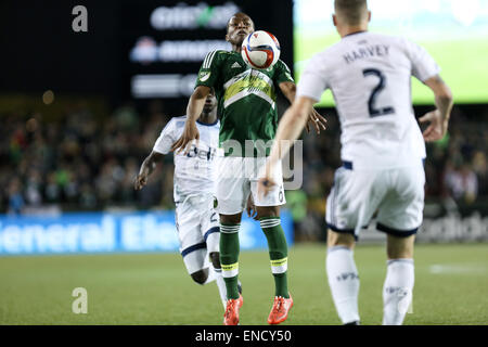 2 maggio 2015 - DARLINGTON NAGBE (6) controlla la sfera. Il Portland legnami FC ha ospitato il Vancouver Whitecaps FC a Providence Park il 2 maggio 2015. Credito: David Blair/ZUMA filo/Alamy Live News Foto Stock