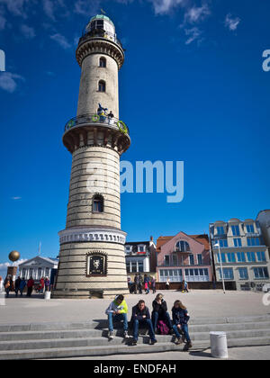 Leuchtturm a Warnemünde Foto Stock