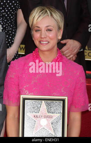 Kaley Cuoco riceve i 2,532nd stella sulla Hollywood Walk of Fame con: Kaley Cuoco dove: Los Angeles, California, Stati Uniti quando: 29 Ott 2014 Foto Stock