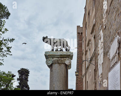 Lupo Romolo remus la storia del meccanismo di scatto della molla a Roma dal 24 al 28 aprile 2015. Foto Stock