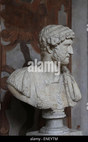 Adriano (76-138AD). Imperatore romano da 117-138. Nervan-Antonine dinastia. Busto. Museo Nazionale Romano. Palazzo Altemps. Roma. Foto Stock