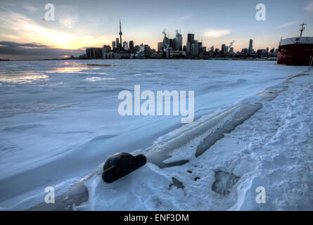 Toronto Ontario dal molo di Polson in inverno al tramonto Foto Stock