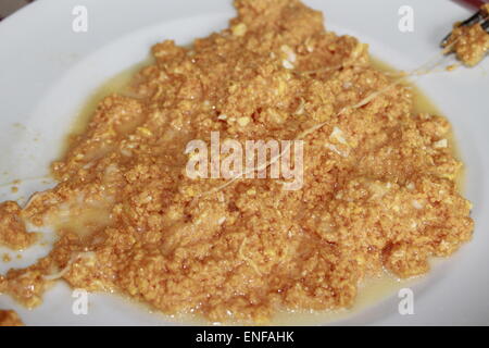 Uova strapazzate con salsa di pomodoro e formaggio Foto Stock