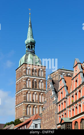 San Nicola&#39; la Chiesa, Stralsund, Meclemburgo-Pomerania Occidentale, Germania Foto Stock