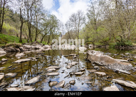 Le acque intorno a Pen y garreg diga in Elan Valley, Powys Foto Stock