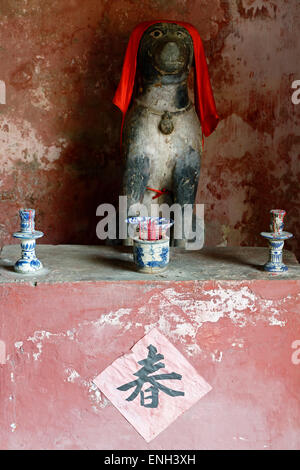 Santuario del cane, ponte coperto giapponese, Hoi An, Vietnam Foto Stock