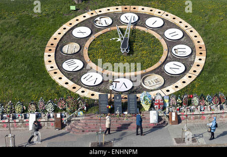 Kiev, Ucraina. Xxi Aprile, 2015. Piazza Maidan nel centro di Kiev ha un memoriale per le persone uccise durante la rivolta nel febbraio 2014. © Hans Van Rhoon/ZUMA filo/ZUMAPRESS.com/Alamy Live News Foto Stock