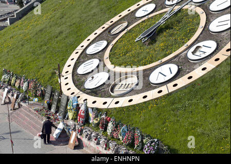 Kiev, Ucraina. Xxi Aprile, 2015. Piazza Maidan nel centro di Kiev ha un memoriale per le persone uccise durante la rivolta nel febbraio 2014 © Hans Van Rhoon/ZUMA filo/ZUMAPRESS.com/Alamy Live News Foto Stock