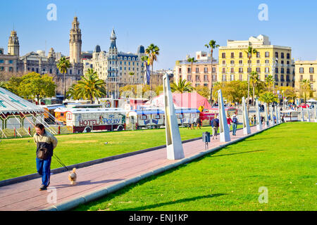 Promenade, Moll d' Espanya, Moll de la Fusta, Port Vell di Barcellona, in Catalogna, Spagna Foto Stock