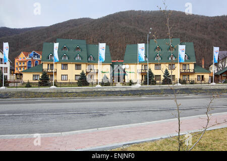 Sochi, Russia - 13 Febbraio 2015: Tatiana Hotel in Gorky Gorod resort Foto Stock