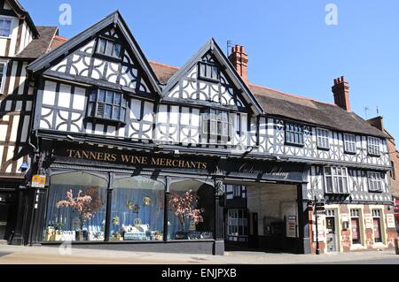 I conciatori commercianti di vino edificio con travi di legno, Shrewsbury, Shropshire, Inghilterra, Regno Unito, Europa occidentale. Foto Stock