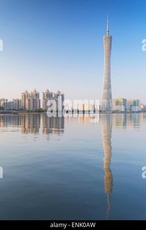 Il cantone di torre, Tian He, Guangzhou, Guangdong, Cina e Asia Foto Stock