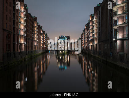 Quartiere Speicherstadt, Hafencity di Amburgo, Germania, Europa Foto Stock