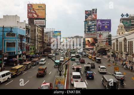 Quezon Boulevard, Quiapo, Manila, Filippine, Sud-est asiatico, in Asia Foto Stock