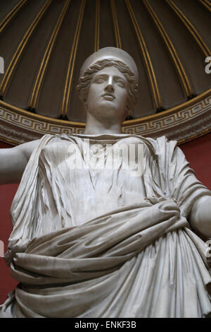 Statua di Hera. Ii secolo d.c. copia di un tardo originale greco. Collezione Barberini. Museo Pio-Clementine. Musei Vaticani. Foto Stock