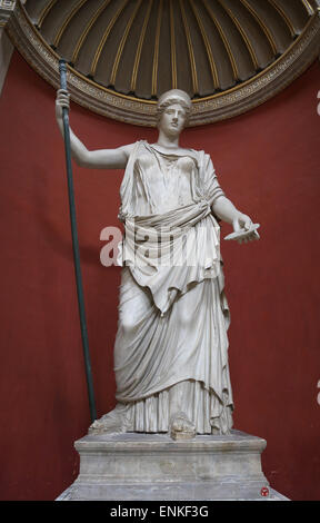 Statua di Hera. Ii secolo d.c. copia di un tardo originale greco. Collezione Barberini. Museo Pio-Clementine. Musei Vaticani. Foto Stock