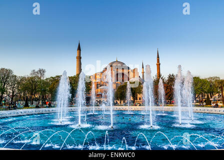 Hagia Sophia moschea in Piazza Sultanahmet, Istanbul, Turchia. Museo Hagia Sophia Istanbul Turchia Foto Stock