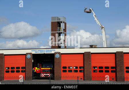 Darlington County Durham Regno Unito - Contea di Durham e Darlington di soccorso ed antincendio della stazione dei vigili del fuoco Foto Stock