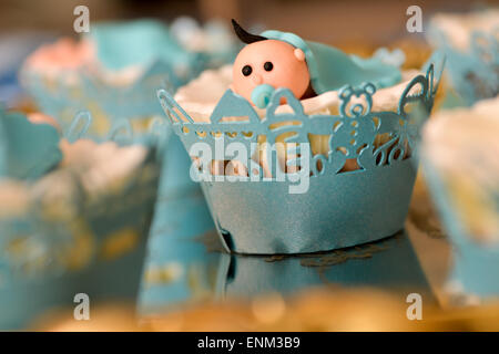 Favori di battesimo - blue baby boy favorisce - greco-ortodossa decorazioni  battesimo Foto stock - Alamy