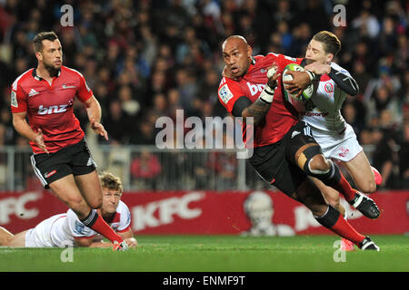 Christchurch, Nuova Zelanda. 8 Maggio, 2015. Nemani Nadolo dei crociati durante la Investec Super partita di rugby tra i crociati e i Rossi presso AMI Stadium il 8 maggio 2015 a Christchurch, Nuova Zelanda. Credito: dpa picture alliance/Alamy Live News Foto Stock