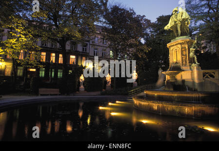 BEL, il Belgio, Bruxelles, monumento per Egmont e Hoorn alla Place du Petit Sablon. BEL, Belgien, Bruessel, Denkmal für Egmont Foto Stock