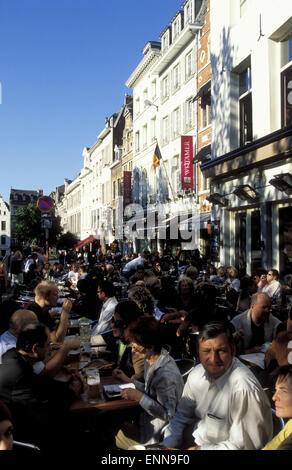 BEL, il Belgio, Bruxelles, caffetterie alla Place du Grand Sablon. BEL, Belgien, Bruessel, Strassencafes am Place du Grand Sa Foto Stock