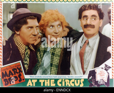 Al circo, USA 1939, aka: Die Marx Brothers im Zirkus, Regie: Edward Buzzell, Darsteller: gli Harpo, Chico, Groucho Marx Foto Stock