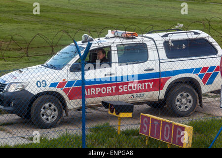 Auto di sicurezza per l'aeroporto di Praga Foto Stock