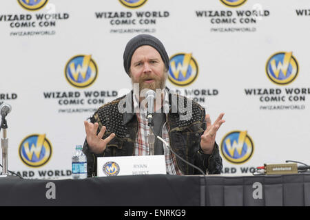 Philadelphia, Pennsylvania, USA. Il 10 maggio, 2015. Attore RYAN HURST, più noto per i suoi ruoli come Gerry Bertier in Disney's ricorda i Titani, e come Opie su FX serie della rete Figli di anarchia durante un pressore al mondo guidata Comic Con convenzione. Credito: Ricky Fitchett/ZUMA filo/Alamy Live News Foto Stock