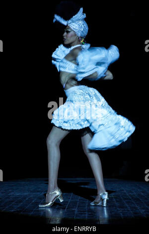 Showgirl presso il Tropicana Club, Havana, Cuba Foto Stock