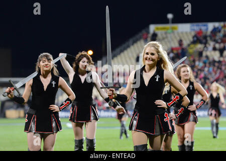 Christchurch, Nuova Zelanda. 8 Maggio, 2015. Christchurch, Nuova Zelanda - 8 Maggio 2015 - Crusader maidens precedendo la Investec Super partita di rugby tra i crociati e i Rossi presso AMI Stadium il 8 maggio 2015 a Christchurch, Nuova Zelanda. © dpa/Alamy Live News Foto Stock