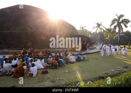 La santa città buddista di Kushinagar, in India del nord. Il luogo in cui il Buddha è morto. Foto Stock
