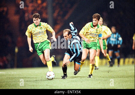 Norwich City v. Inter e Milan in Coppa UEFA. Il 24 novembre 1993. Foto Stock