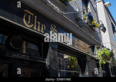 Sette Stelle pub esterno e firmare Carey Street Londra Inghilterra REGNO UNITO Foto Stock