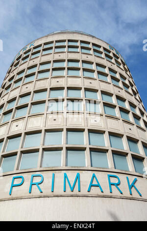 Il Horsefair, Broadmead, Bristol, Regno Unito. Primark occupa questo 1955 department store edificio chiamato ora a Bristol HOF Foto Stock