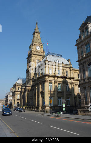 Edifici comunali su Dale Street ( A57 ) in Liverpool City Centre. Foto Stock