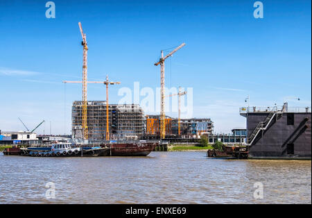 Enderby wharf sito in costruzione. Progetto di costruzione include un hotel di appartamenti nuovo e il terminal delle navi da crociera, Greenwich, Londra Foto Stock